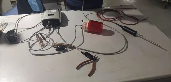 HD-130 Βιομηχανικός ηλεκτρονικός ανιχνευτής πορώσεων διακοπών LCD οθόνη ακουστικός οπτικός συναγερμός ανιχνευτής ελαττωμάτων επίστρωσης δεξαμενών αγωγών